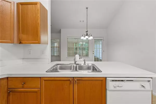 4825 Meadow Overlook, Cumming, GA 30040