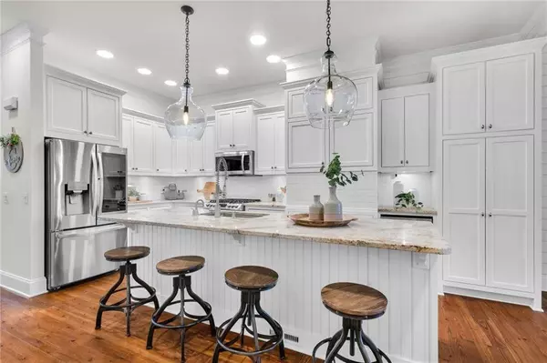 3138 Neal CT, Cumming, GA 30041