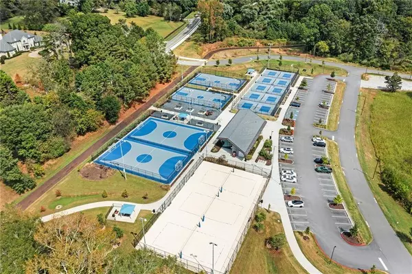 11120 Crofton Overlook CT, Johns Creek, GA 30097