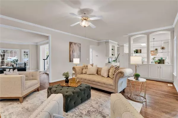 11120 Crofton Overlook CT, Johns Creek, GA 30097