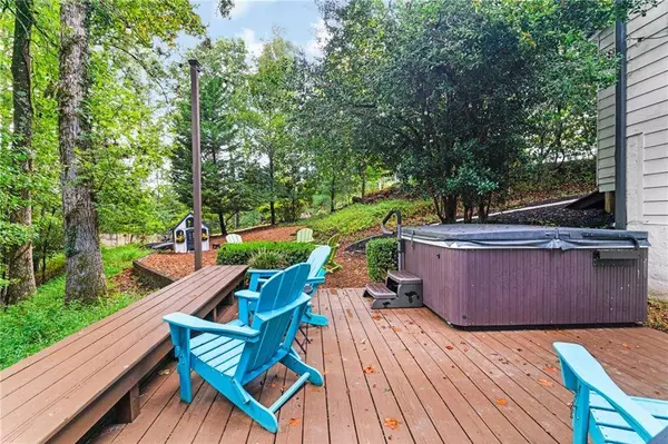11100 Crofton Overlook CT, Johns Creek, GA 30097
