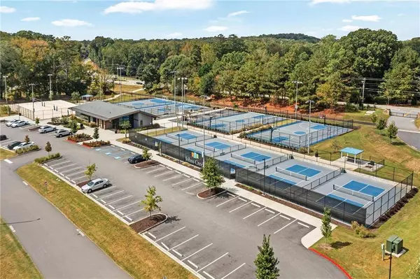 11120 Crofton Overlook CT, Johns Creek, GA 30097