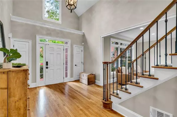 11100 Crofton Overlook CT, Johns Creek, GA 30097