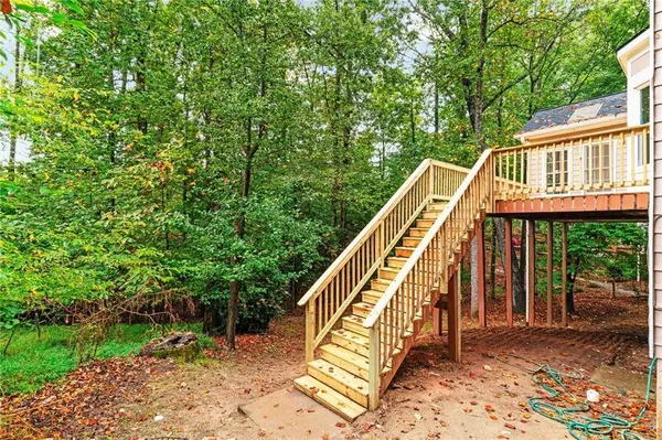 11120 Crofton Overlook CT, Johns Creek, GA 30097