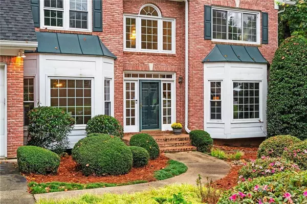 11120 Crofton Overlook CT, Johns Creek, GA 30097