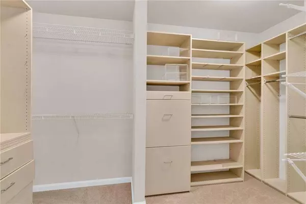11120 Crofton Overlook CT, Johns Creek, GA 30097