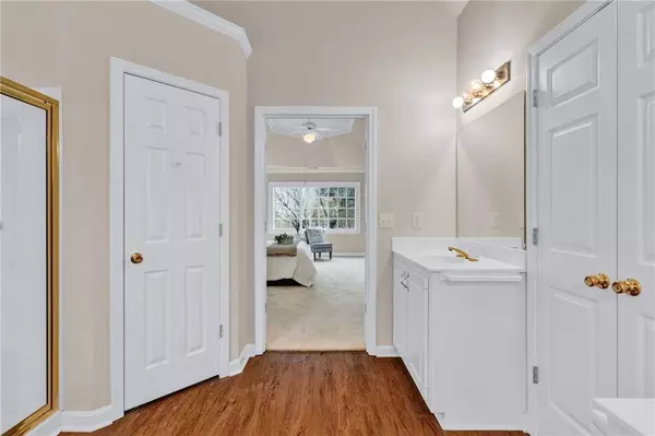 11120 Crofton Overlook CT, Johns Creek, GA 30097