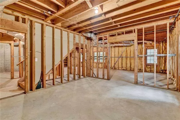 11120 Crofton Overlook CT, Johns Creek, GA 30097