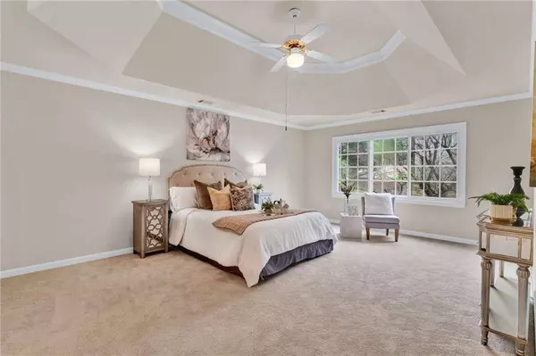 11120 Crofton Overlook CT, Johns Creek, GA 30097