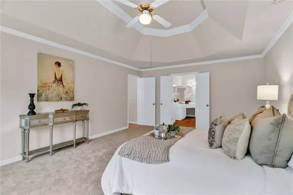 11120 Crofton Overlook CT, Johns Creek, GA 30097