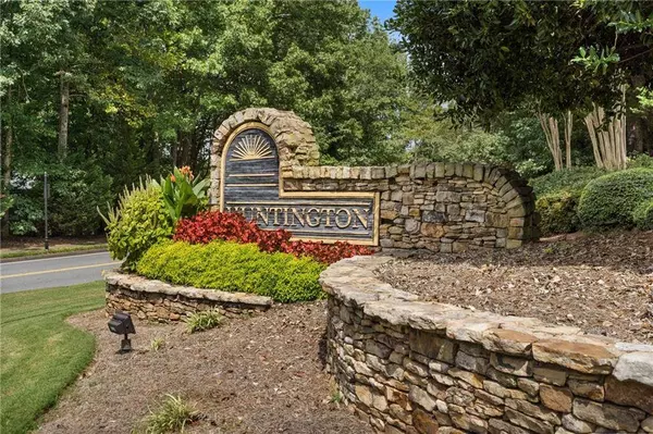 11100 Crofton Overlook CT, Johns Creek, GA 30097