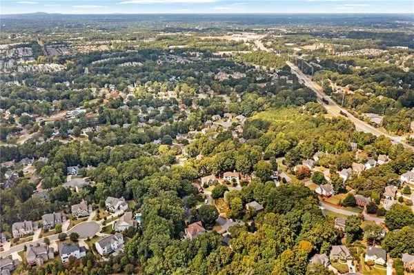 11120 Crofton Overlook CT, Johns Creek, GA 30097
