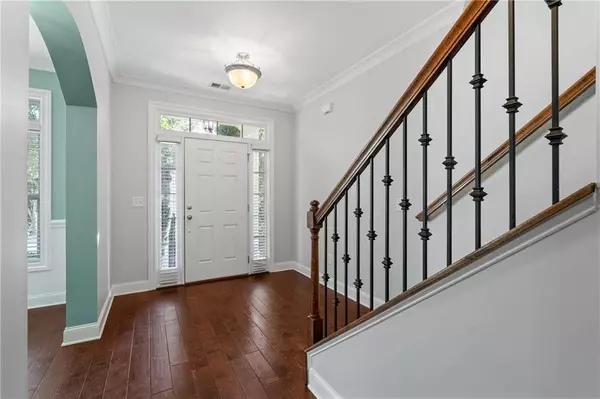 7535 Jamestown DR, Alpharetta, GA 30005