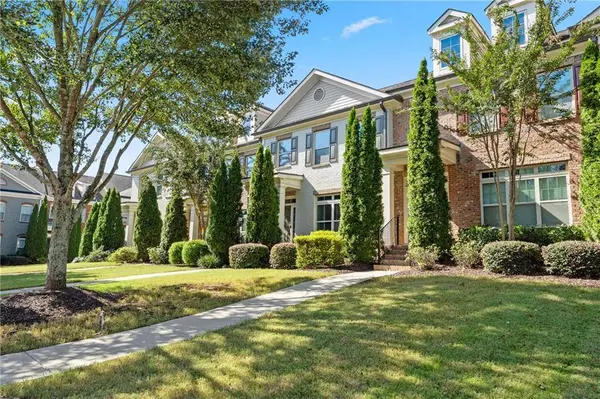 7535 Jamestown DR, Alpharetta, GA 30005