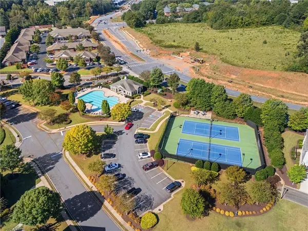 7535 Jamestown DR, Alpharetta, GA 30005