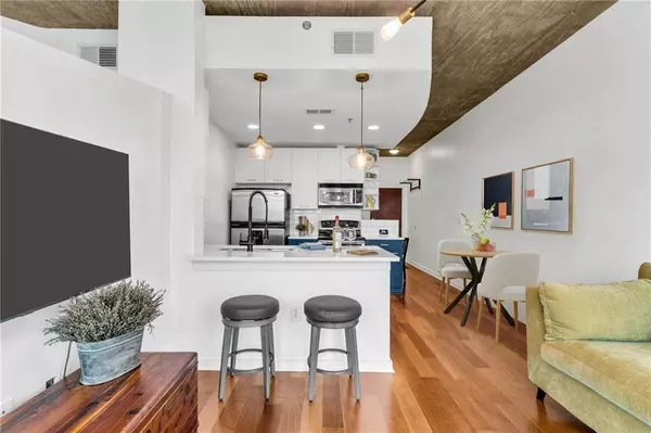 3324 Peachtree RD NE #1813, Atlanta, GA 30326