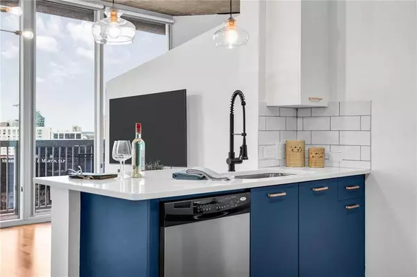 3324 Peachtree RD NE #1813, Atlanta, GA 30326