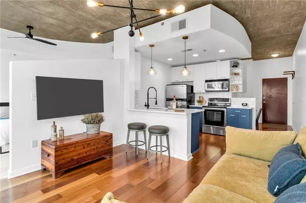 3324 Peachtree RD NE #1813, Atlanta, GA 30326