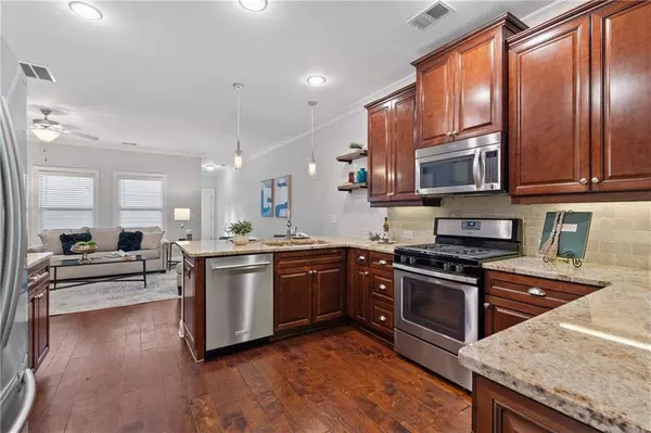 7535 Jamestown DR, Alpharetta, GA 30005