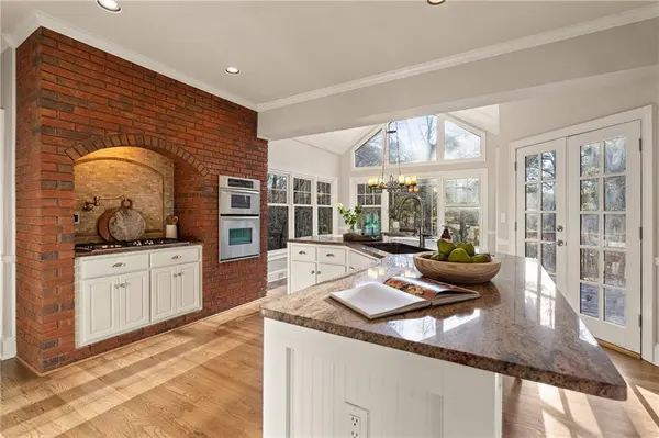 210 Tynebrae PL, Roswell, GA 30075