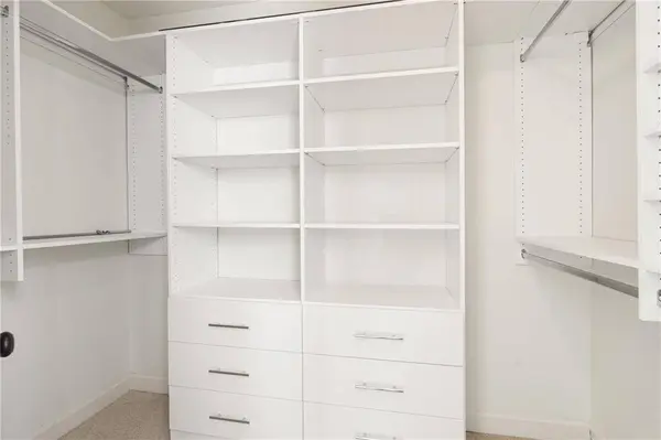 210 Tynebrae PL, Roswell, GA 30075