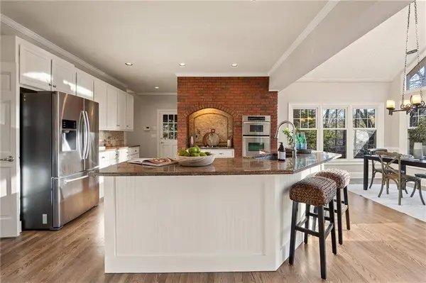 210 Tynebrae PL, Roswell, GA 30075