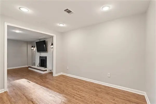 210 Tynebrae PL, Roswell, GA 30075