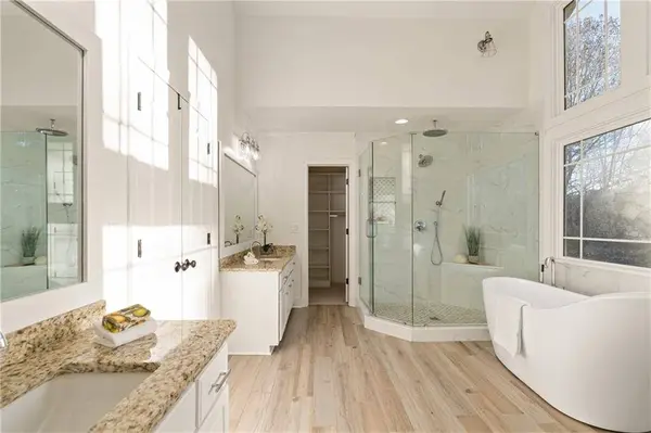 210 Tynebrae PL, Roswell, GA 30075