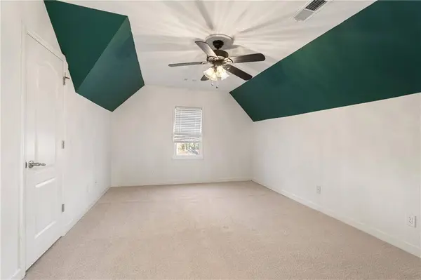 210 Tynebrae PL, Roswell, GA 30075