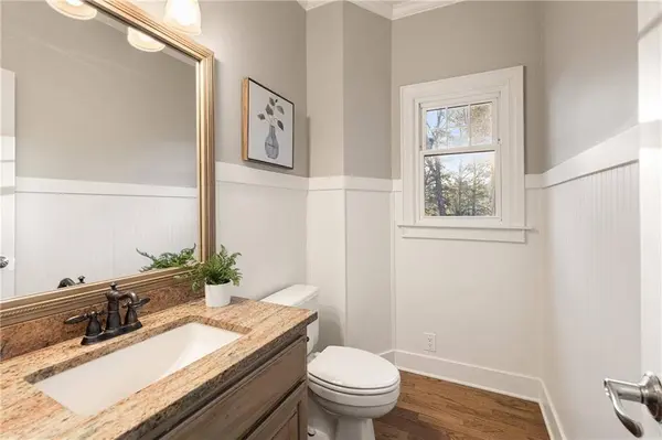 210 Tynebrae PL, Roswell, GA 30075