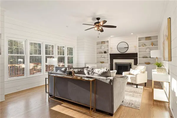 210 Tynebrae PL, Roswell, GA 30075