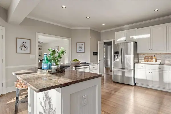 210 Tynebrae PL, Roswell, GA 30075