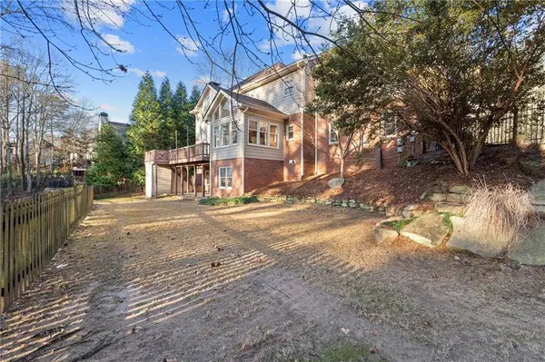 210 Tynebrae PL, Roswell, GA 30075