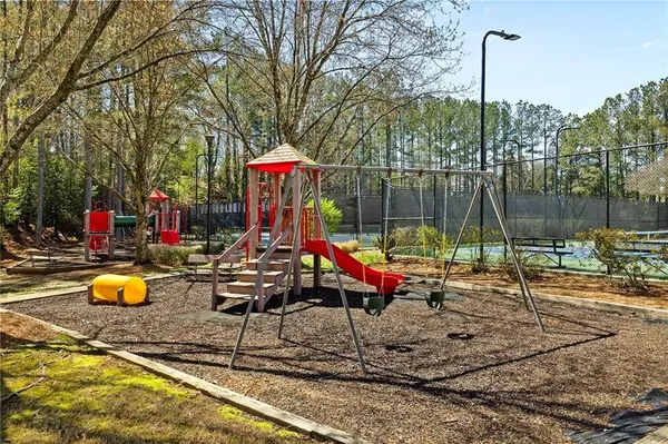 120 Old Chartwell DR, Alpharetta, GA 30022