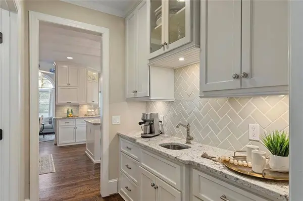 120 Old Chartwell DR, Alpharetta, GA 30022