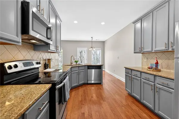 346 Highland Pointe CIR E, Dawsonville, GA 30534