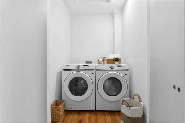 3811 N Stratford RD NE, Atlanta, GA 30342