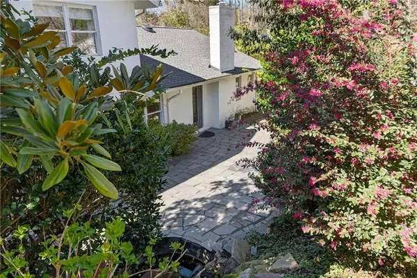 3811 N Stratford RD NE, Atlanta, GA 30342