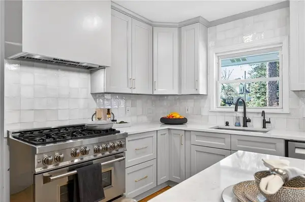 3811 N Stratford RD NE, Atlanta, GA 30342