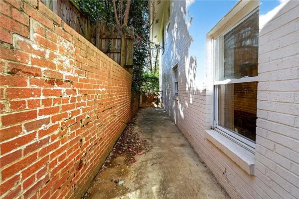 3811 N Stratford RD NE, Atlanta, GA 30342