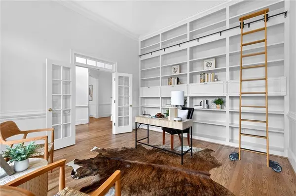 10640 N Edgewater PL, Johns Creek, GA 30097