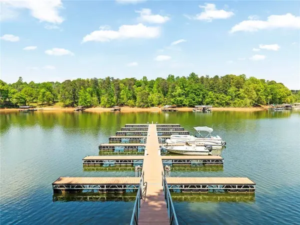 6144 Cardinal DR, Gainesville, GA 30506