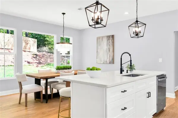 6144 Cardinal DR, Gainesville, GA 30506