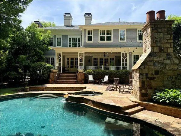 2000 Lancaster SQ, Roswell, GA 30076