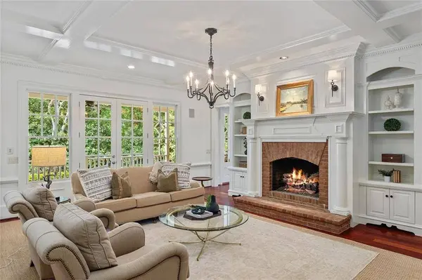 2000 Lancaster SQ, Roswell, GA 30076
