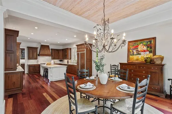 2000 Lancaster SQ, Roswell, GA 30076