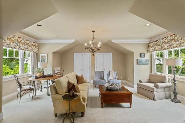 2000 Lancaster SQ, Roswell, GA 30076