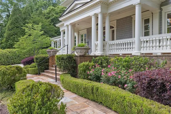 2000 Lancaster SQ, Roswell, GA 30076