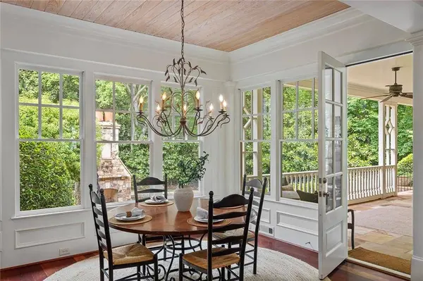 2000 Lancaster SQ, Roswell, GA 30076