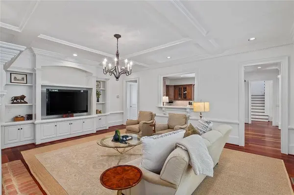 2000 Lancaster SQ, Roswell, GA 30076